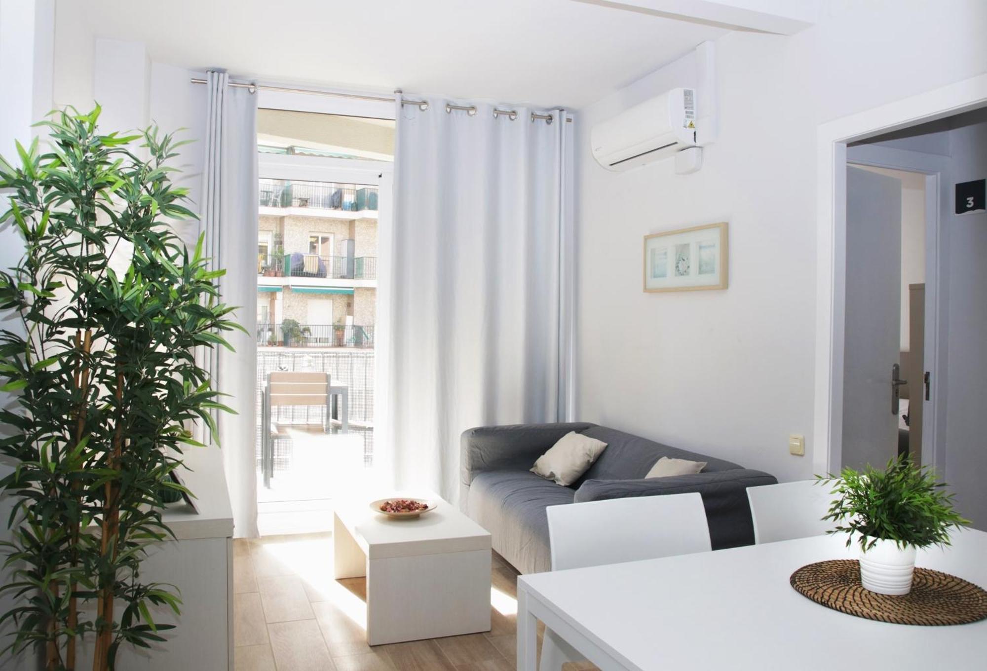 Sant Jordi Apartments Sagrada Familia Barcelona Bagian luar foto